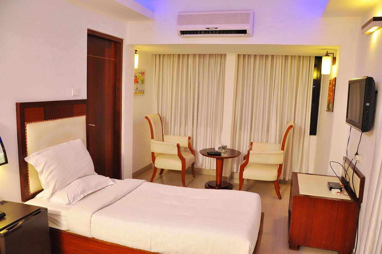 Luciya Hotel Kochi