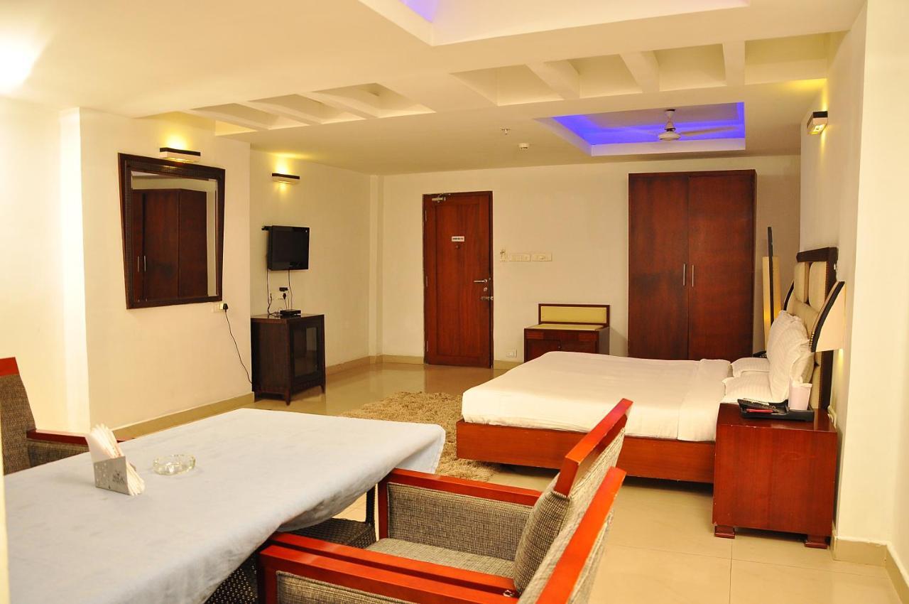 Hotel Luciya 2*