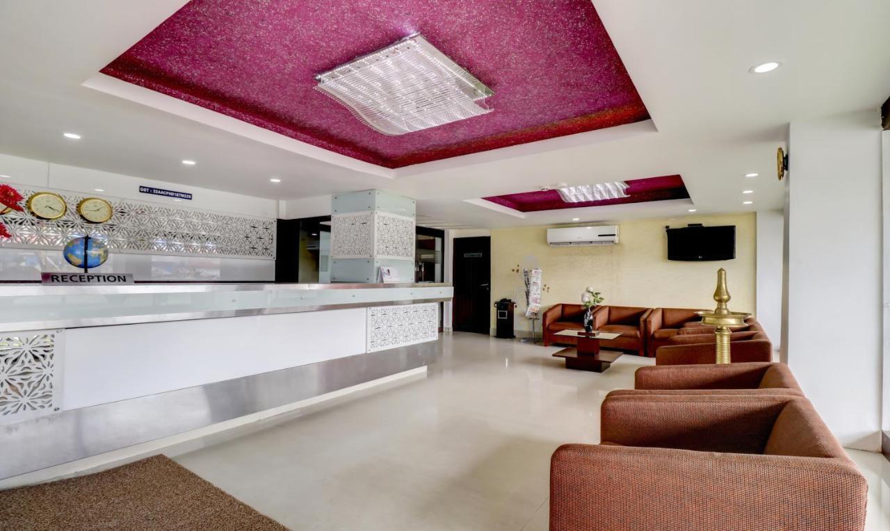 Luciya Hotel Kochi