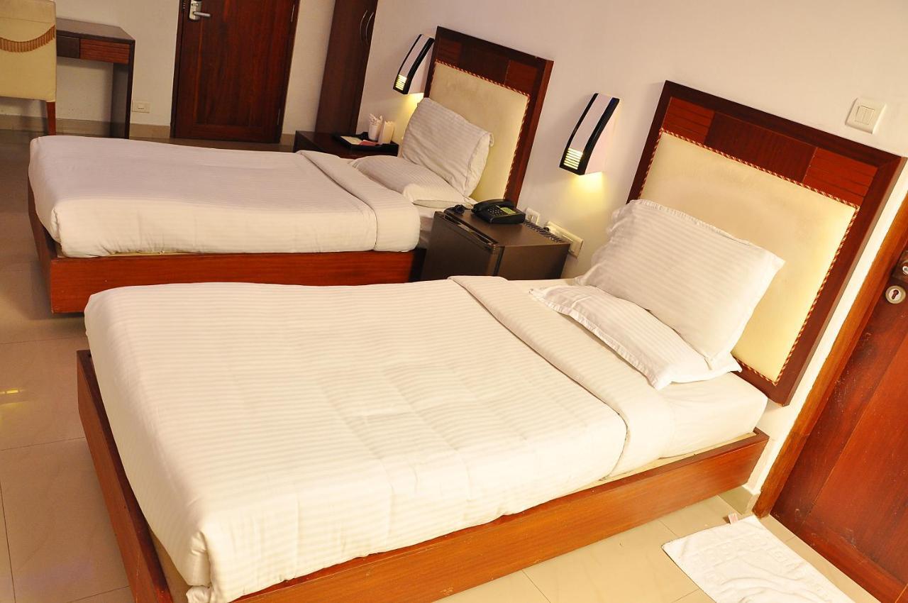 Luciya Hotel 2*