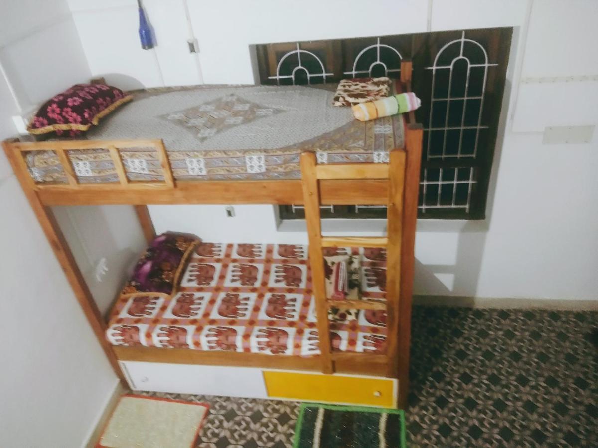 Hostel Peace & Love