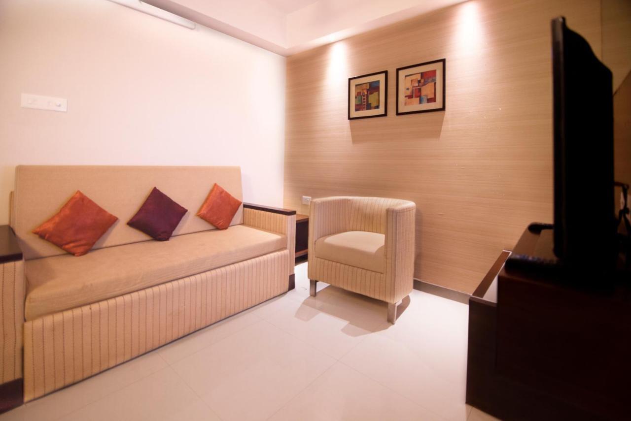 D Homz Hotel Kochi