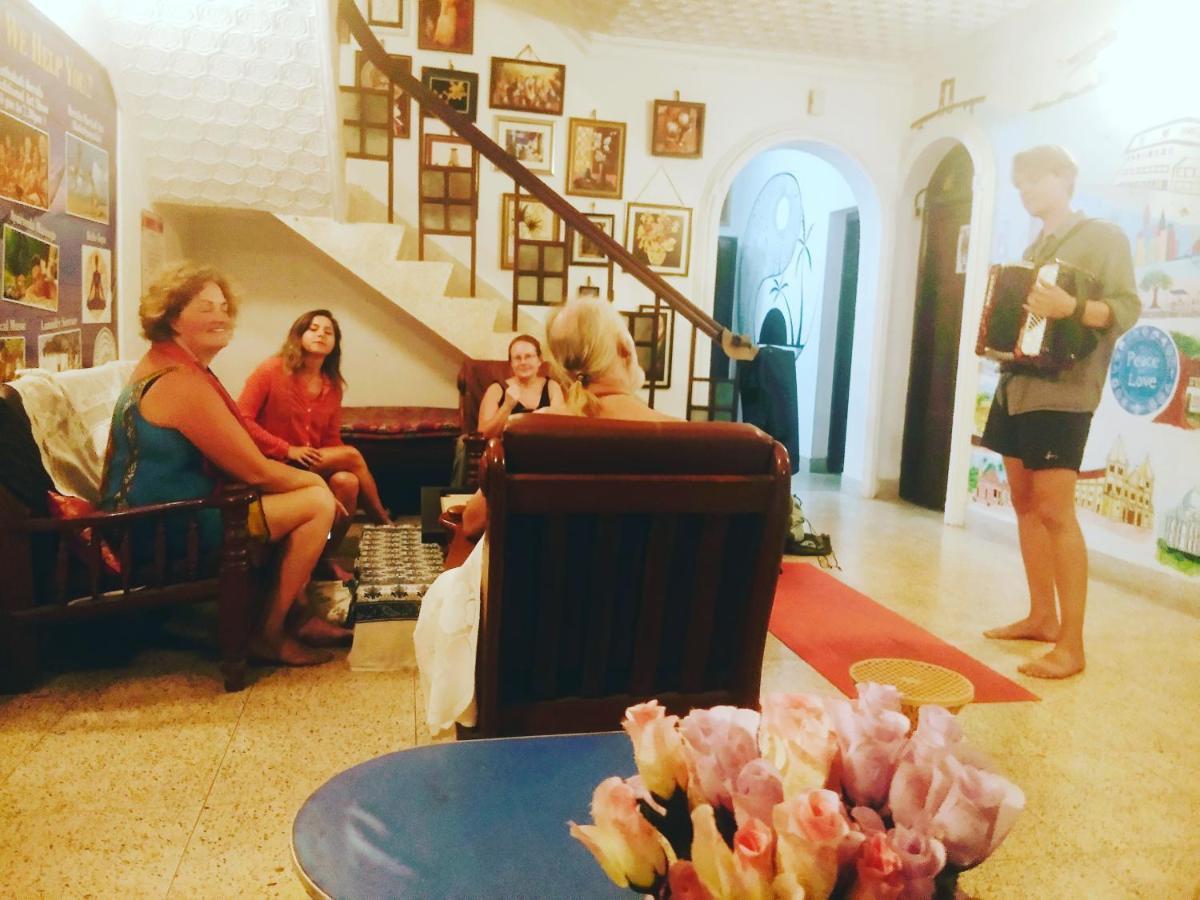 Hostel Peace & Love