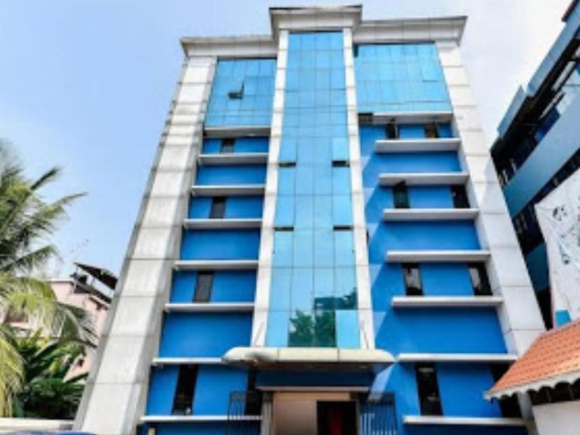 Hotel Tri-star Residency Kochi