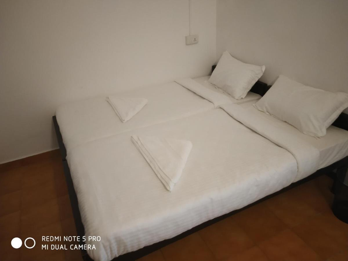 X Hostel